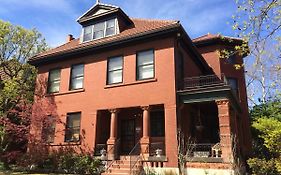 Casa Magnolia B & B